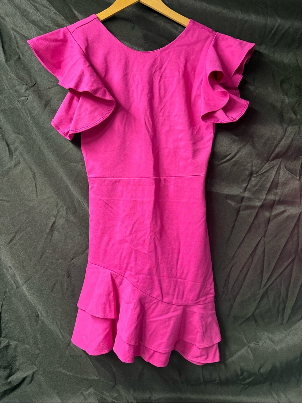 Amanda Uprichard Ruffled Sleeve Sheath Dress in Hot Pink size small